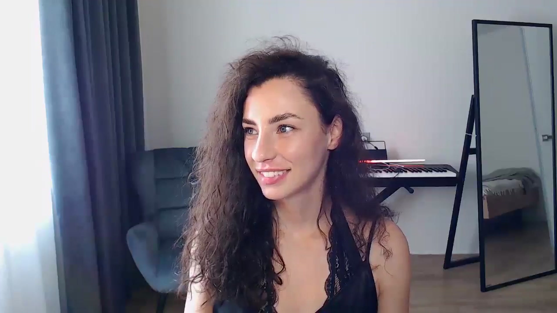 Gallery image thumbnail from BeWonderful's myfreecams stream on, 08/05/2025, 13:58 image 6 of 20