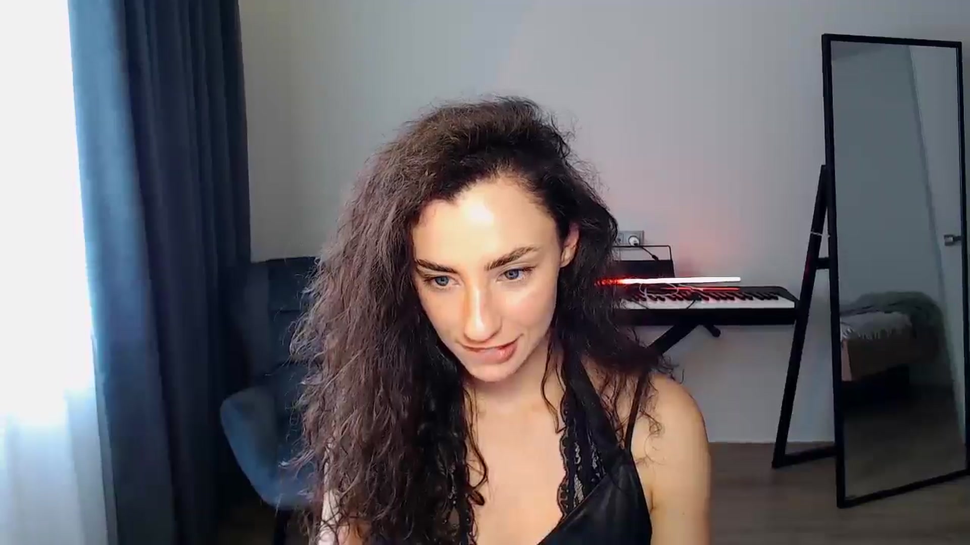 Gallery image thumbnail from BeWonderful's myfreecams stream on, 08/05/2025, 13:58 image 8 of 20