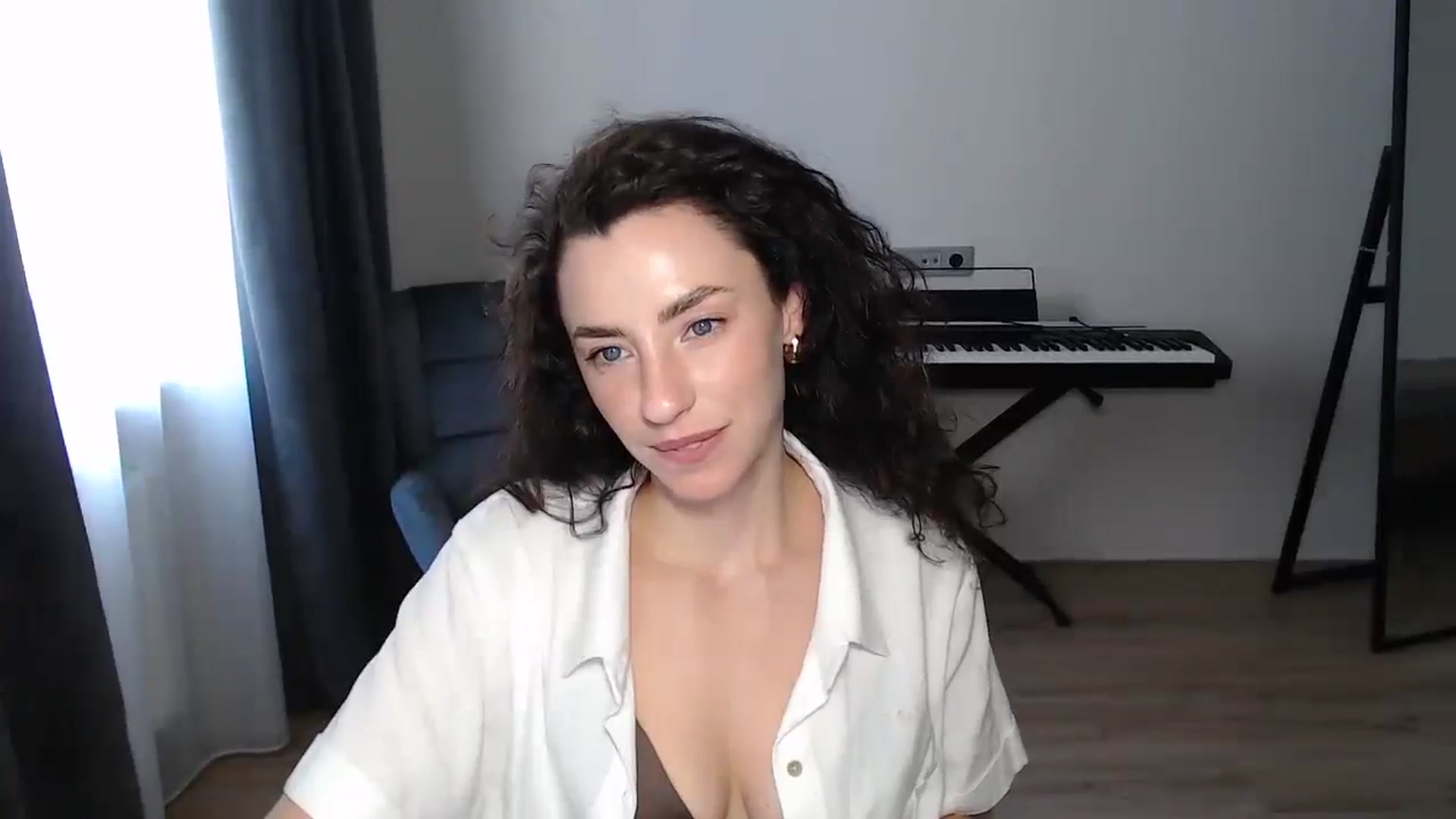 Gallery image thumbnail from BeWonderful's myfreecams stream on, 08/06/2025, 14:43 image 2 of 20