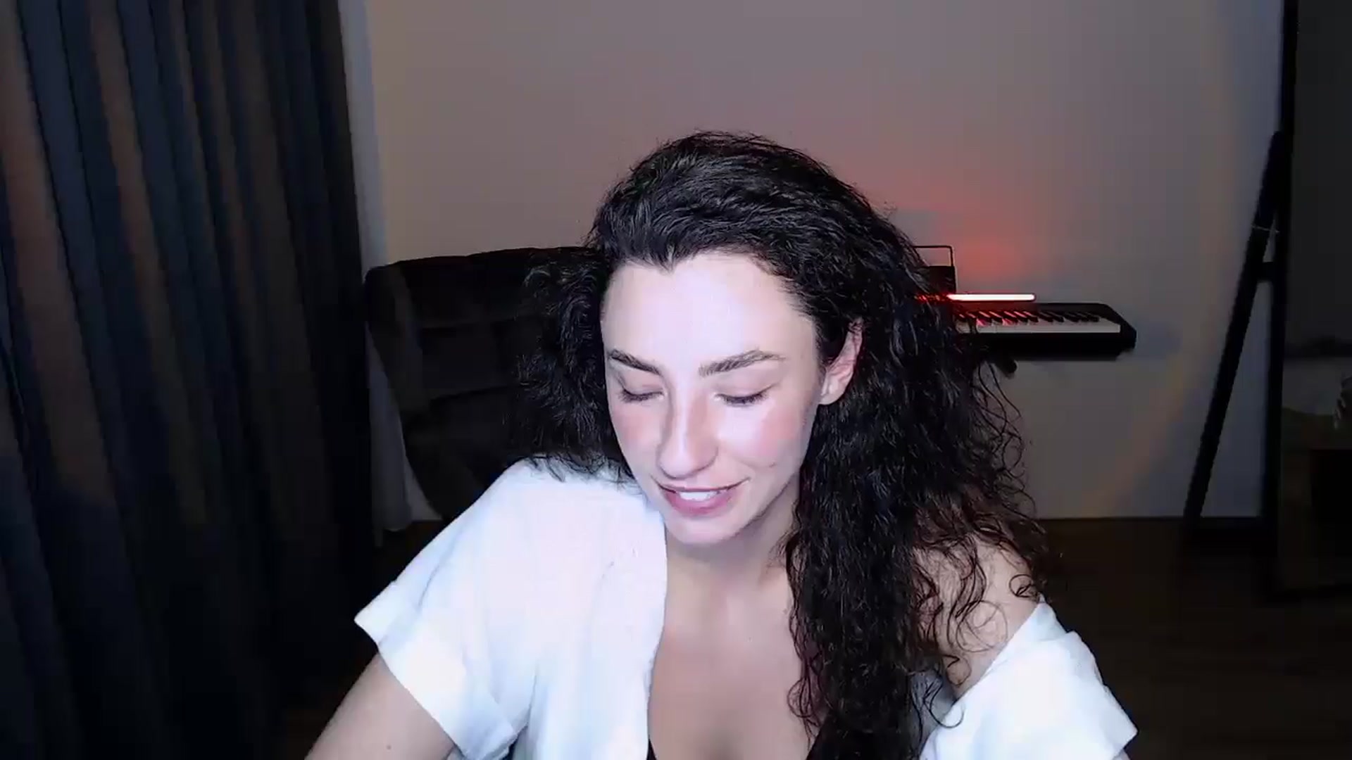 Gallery image thumbnail from BeWonderful's myfreecams stream on, 08/09/2025, 19:11 image 9 of 20