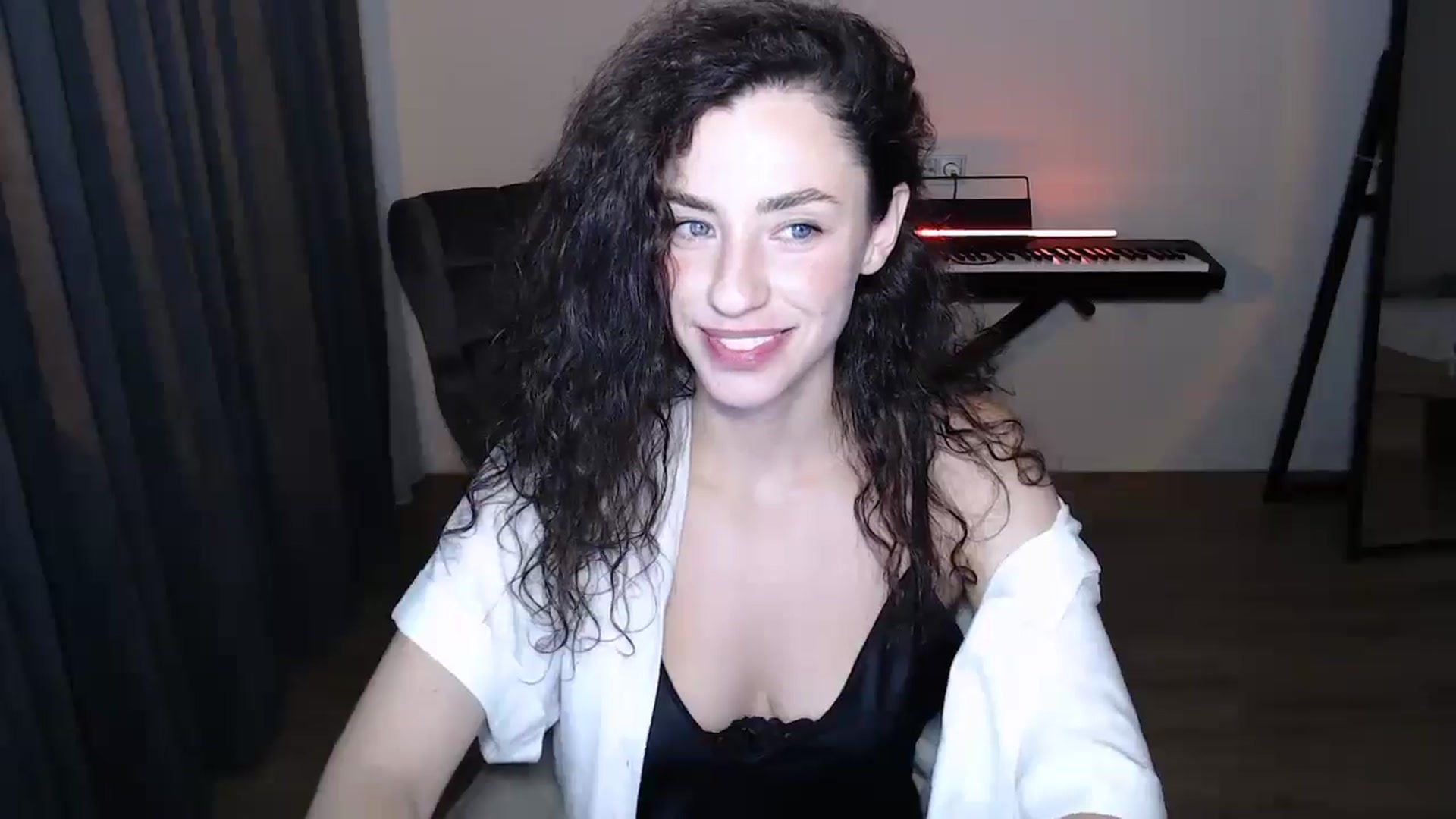 Gallery image thumbnail from BeWonderful's myfreecams stream on, 08/09/2025, 21:11 image 4 of 20