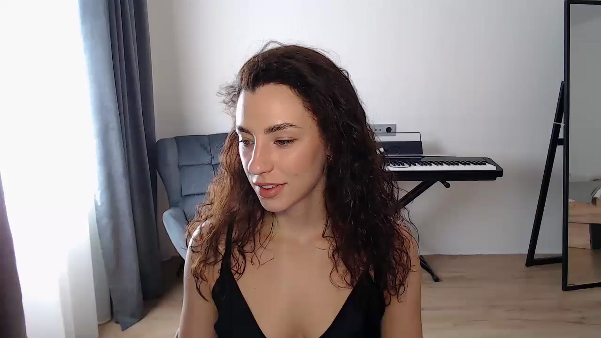 Gallery image thumbnail from BeWonderful's myfreecams stream on, 08/10/2025, 11:26 image 1 of 20