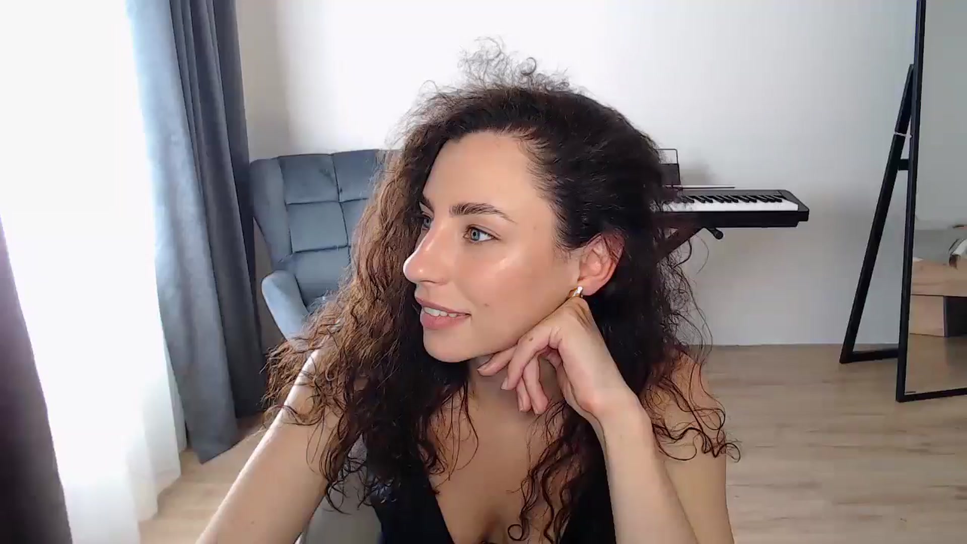 Gallery image thumbnail from BeWonderful's myfreecams stream on, 08/10/2025, 11:59 image 8 of 20