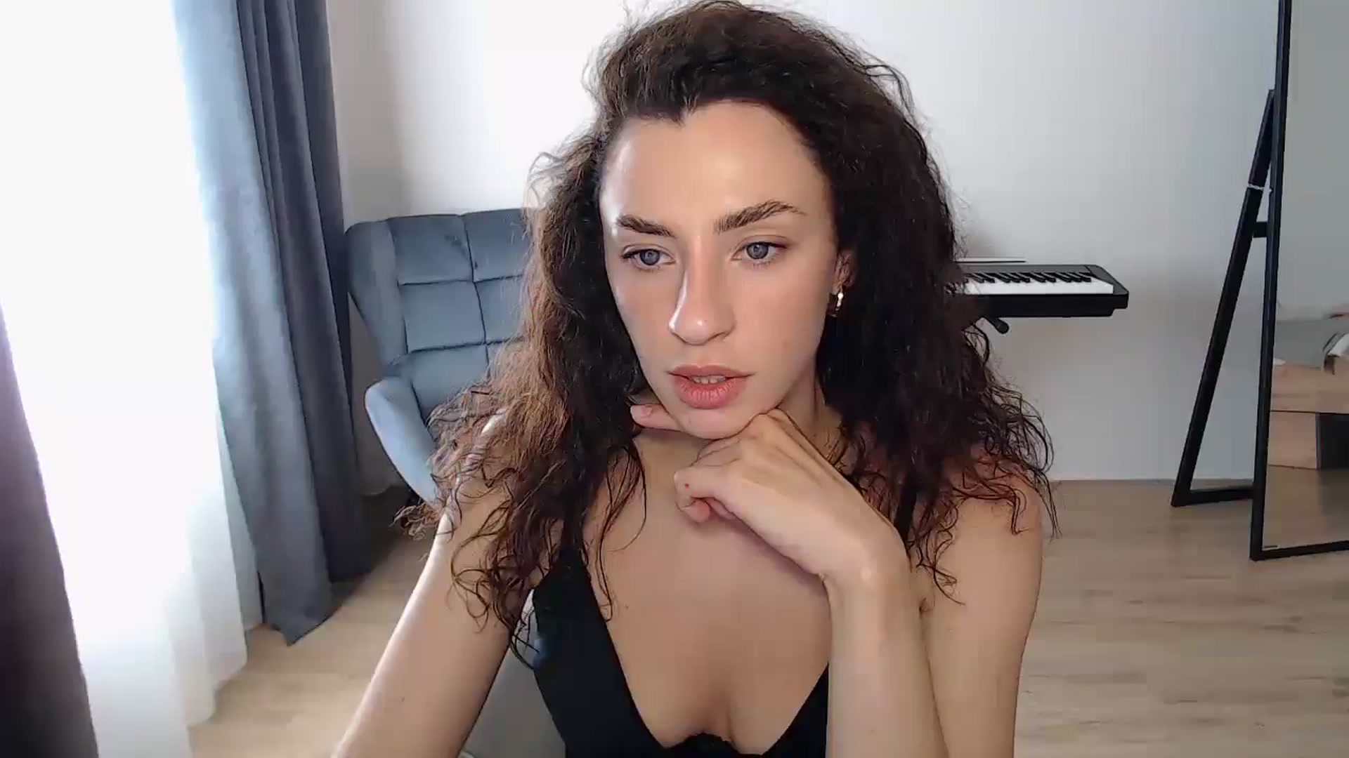 Gallery image thumbnail from BeWonderful's myfreecams stream on, 08/10/2025, 12:25 image 1 of 20