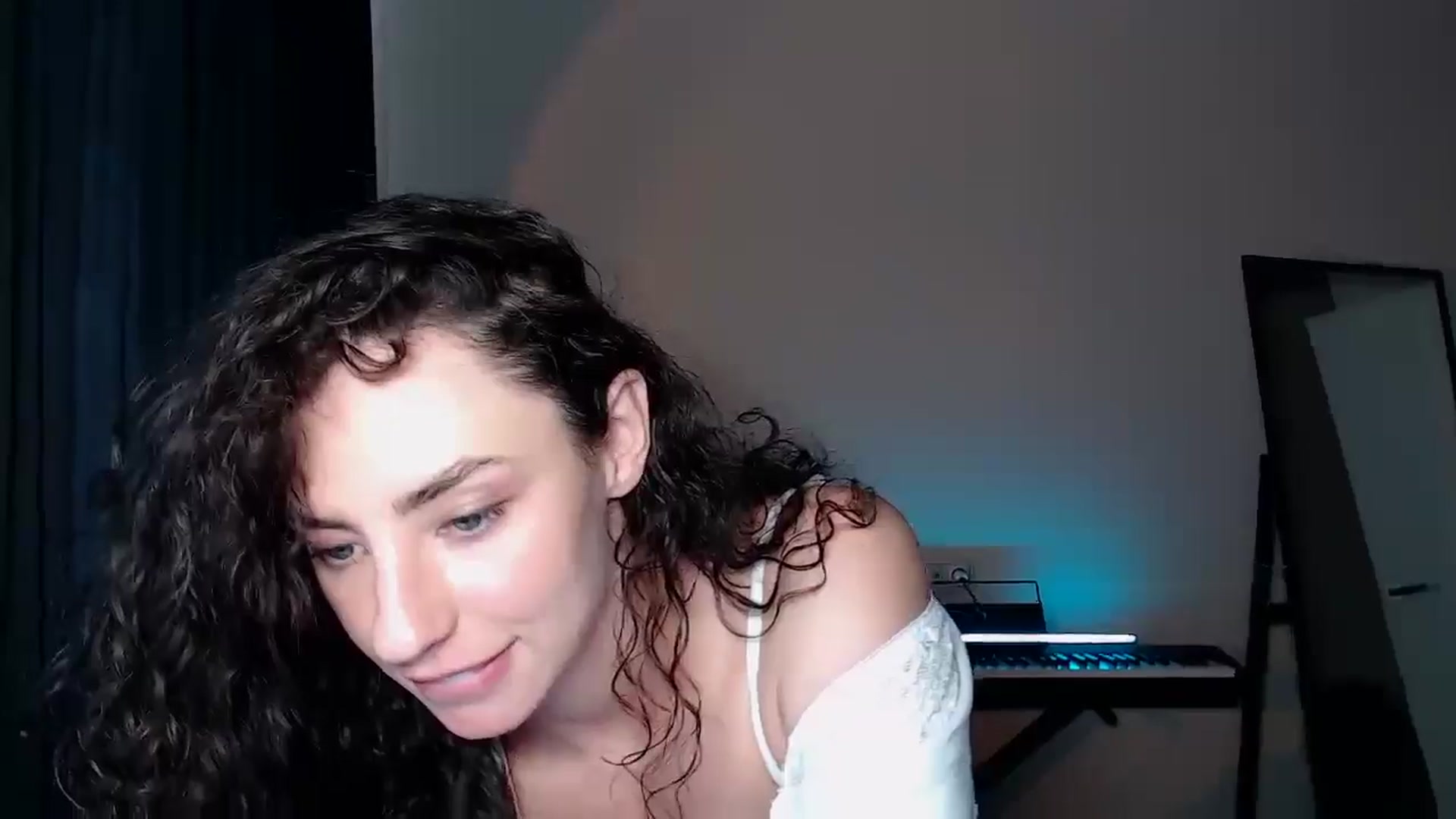 Gallery image thumbnail from BeWonderful's myfreecams stream on, 08/17/2025, 14:06 image 18 of 20