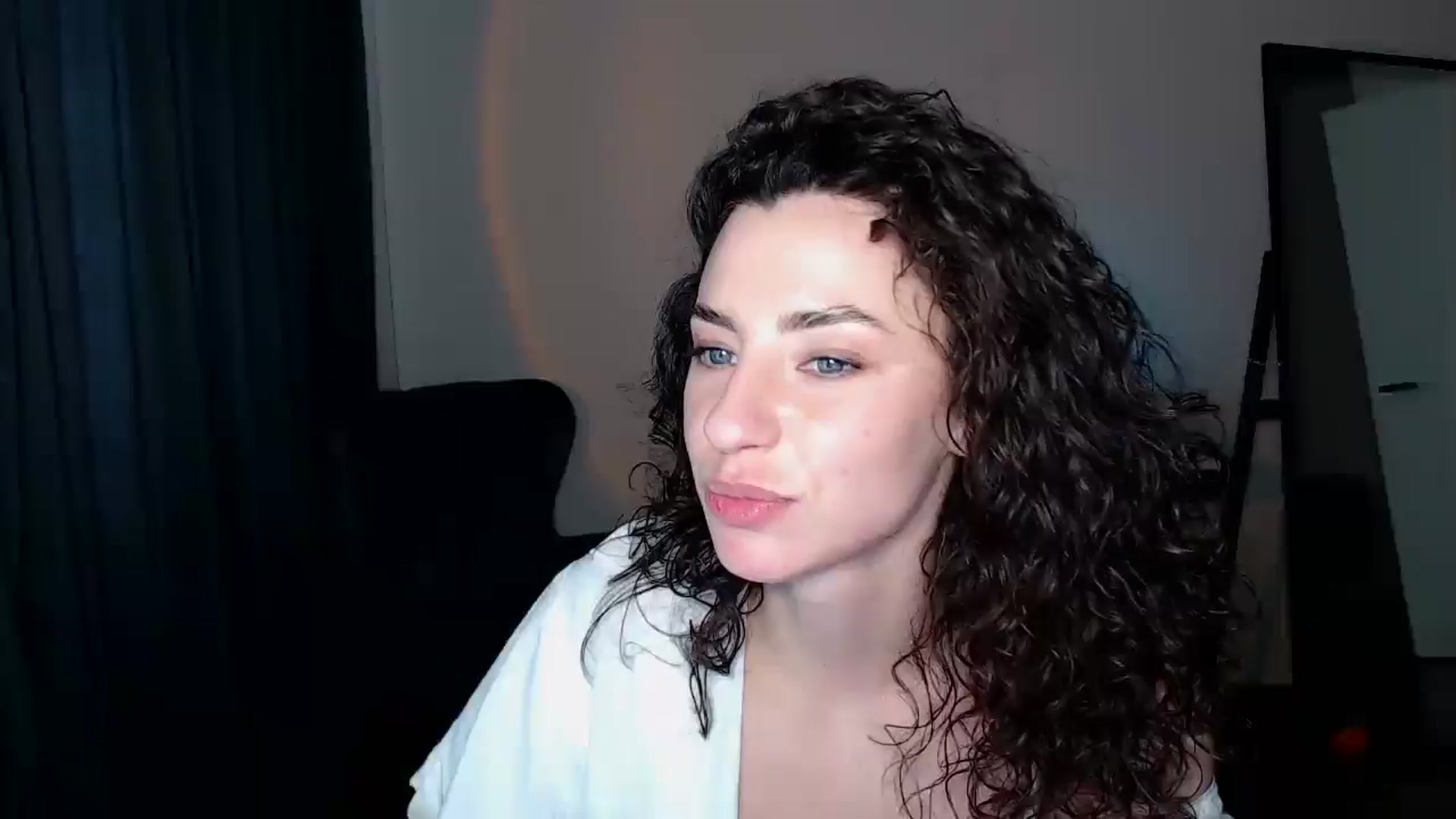 Gallery image thumbnail from BeWonderful's myfreecams stream on, 08/17/2025, 14:06 image 19 of 20