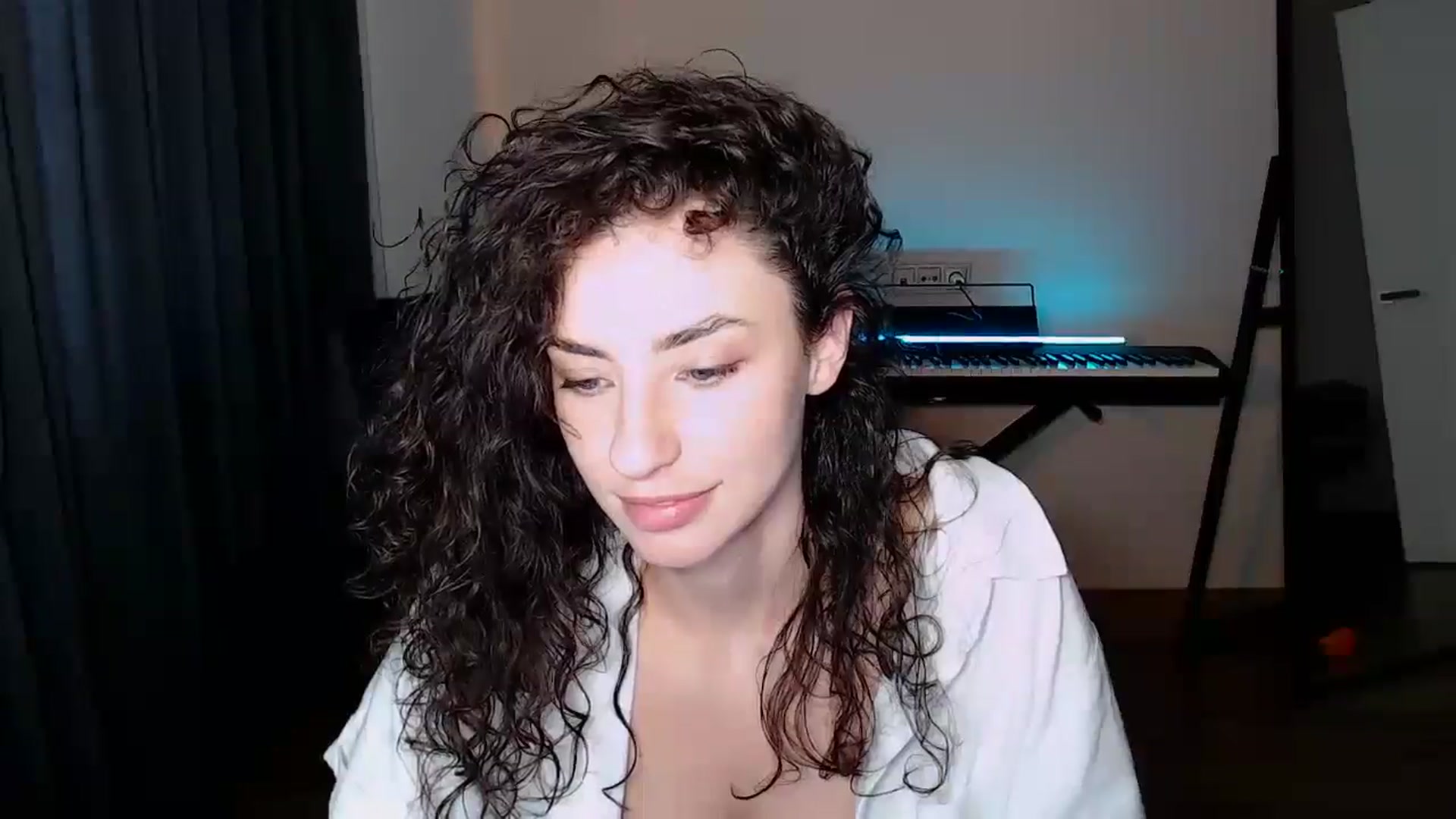 Gallery image thumbnail from BeWonderful's myfreecams stream on, 08/17/2025, 14:06 image 7 of 20