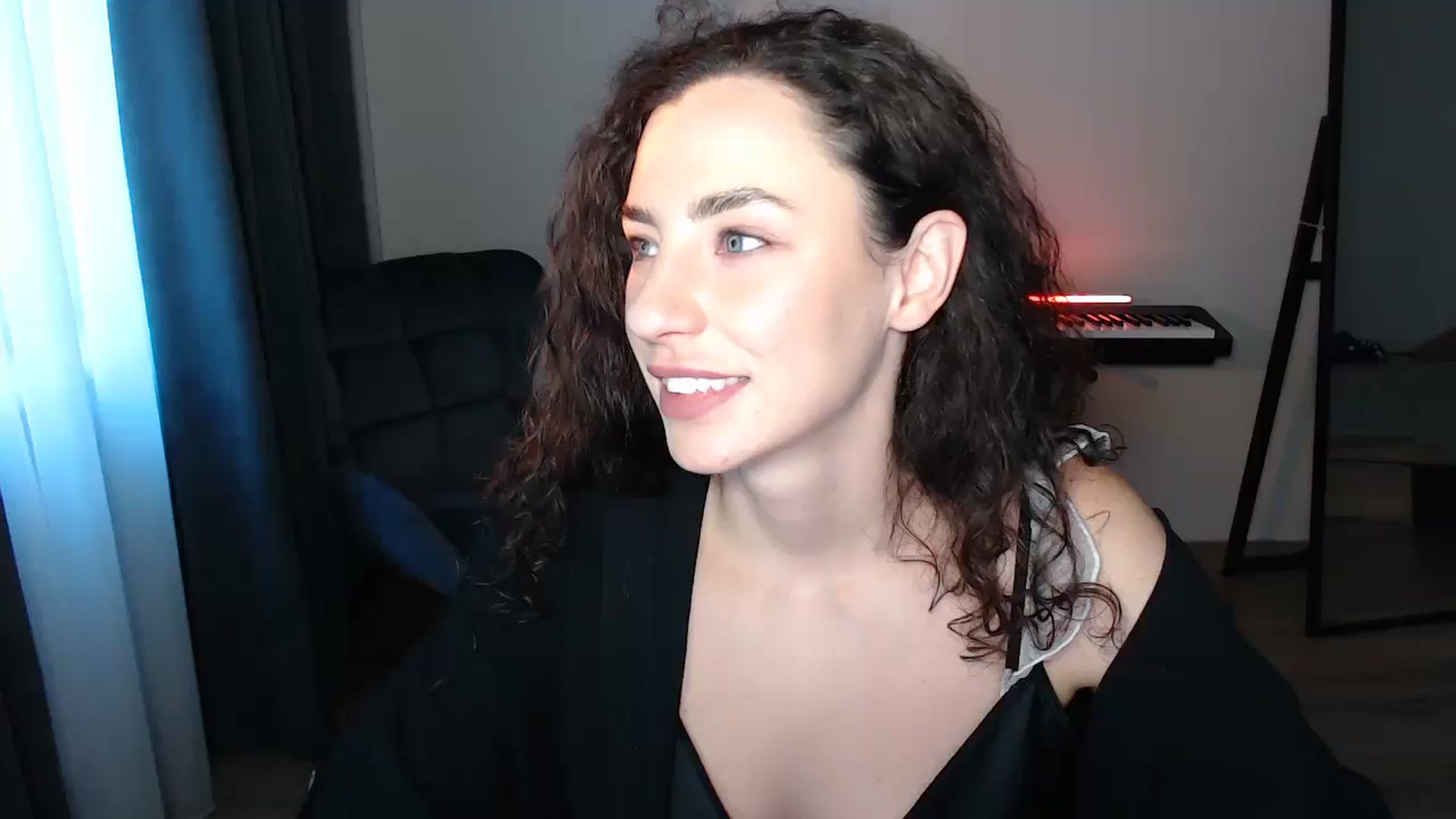 Gallery image thumbnail from BeWonderful's myfreecams stream on, 08/20/2025, 16:05 image 5 of 20