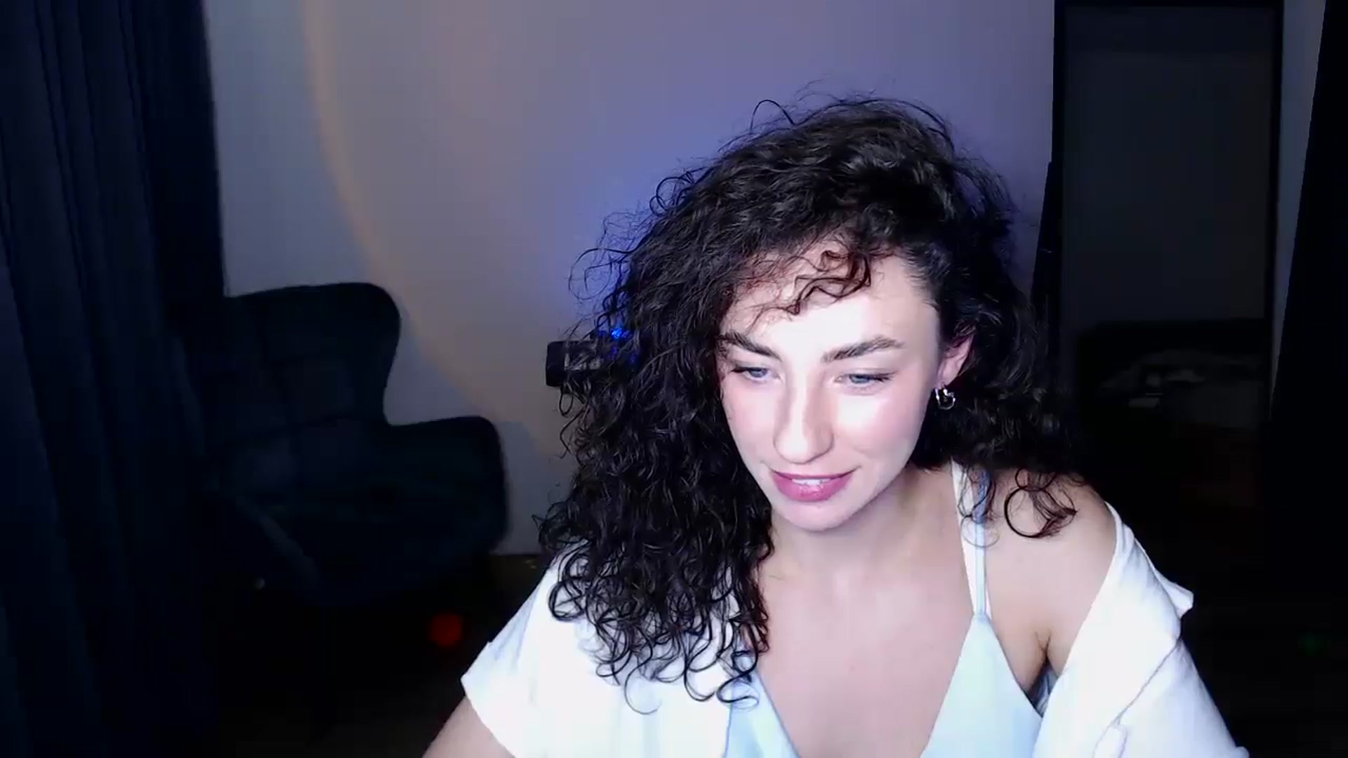 Gallery image thumbnail from BeWonderful's myfreecams stream on, 09/28/2025, 17:06 image 12 of 20