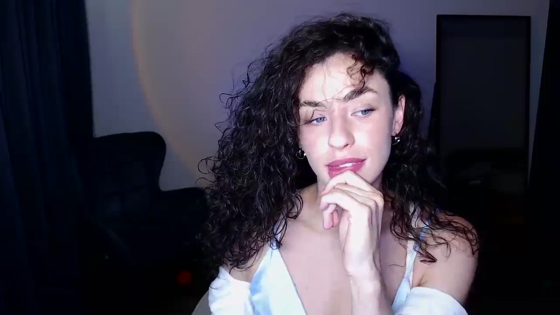 Gallery image thumbnail from BeWonderful's myfreecams stream on, 09/28/2025, 17:06 image 4 of 20