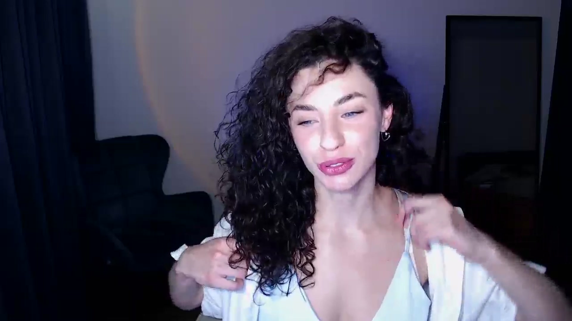 Gallery image thumbnail from BeWonderful's myfreecams stream on, 09/28/2025, 17:06 image 7 of 20