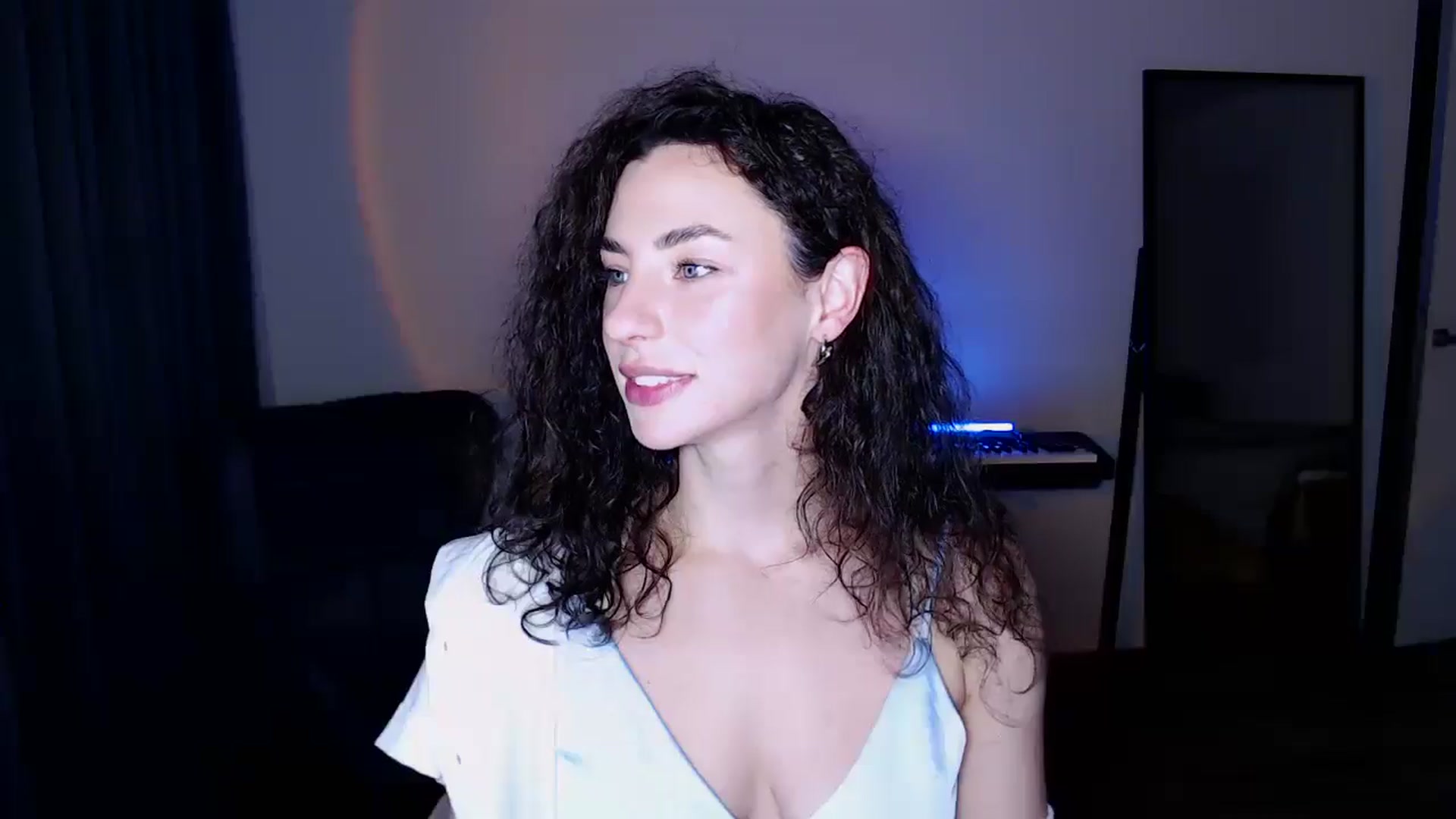Gallery image thumbnail from BeWonderful's myfreecams stream on, 09/29/2025, 19:37 image 9 of 20
