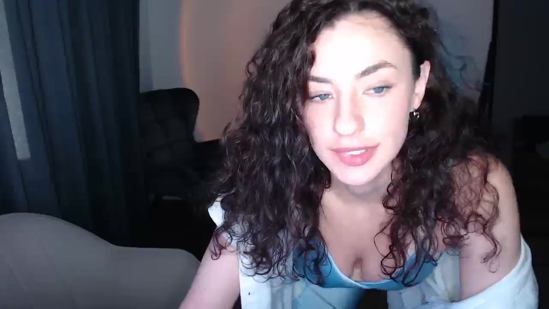 Gallery image thumbnail from BeWonderful's myfreecams stream on, 10/14/2025, 13:56 image 3 of 20