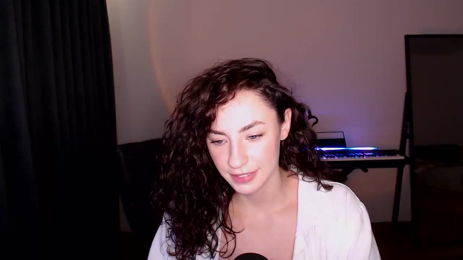 Gallery image thumbnail from BeWonderful's myfreecams stream on, 12/04/2025, 14:25 image 3 of 20