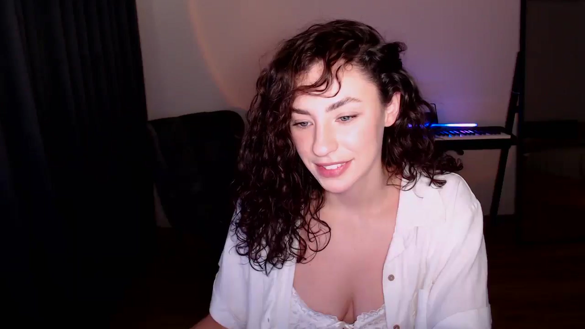 Gallery image thumbnail from BeWonderful's myfreecams stream on, 12/04/2025, 14:25 image 8 of 20