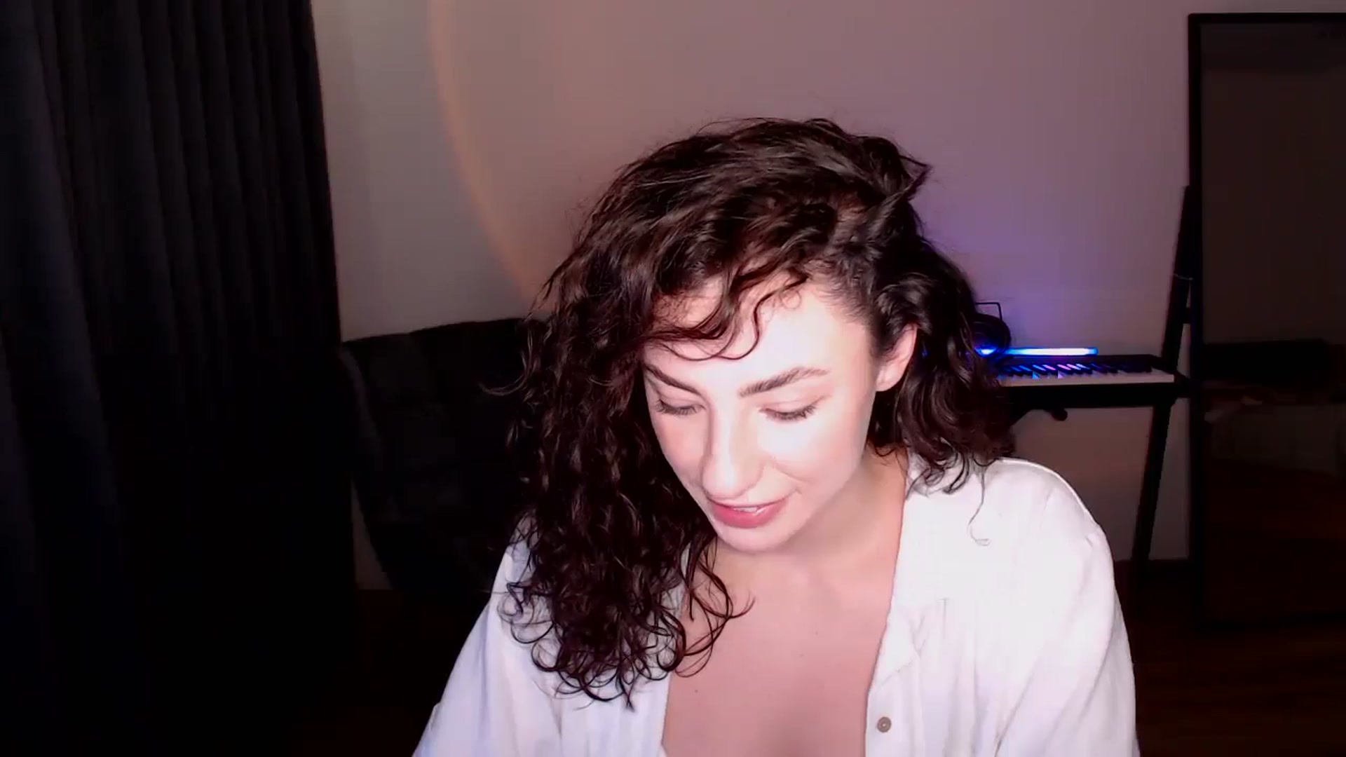 Gallery image thumbnail from BeWonderful's myfreecams stream on, 12/04/2025, 14:25 image 4 of 20