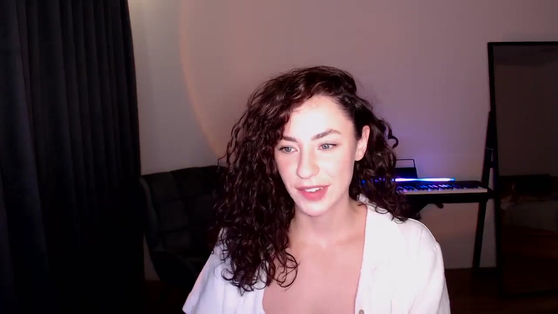 Gallery image thumbnail from BeWonderful's myfreecams stream on, 12/04/2025, 14:25 image 2 of 20