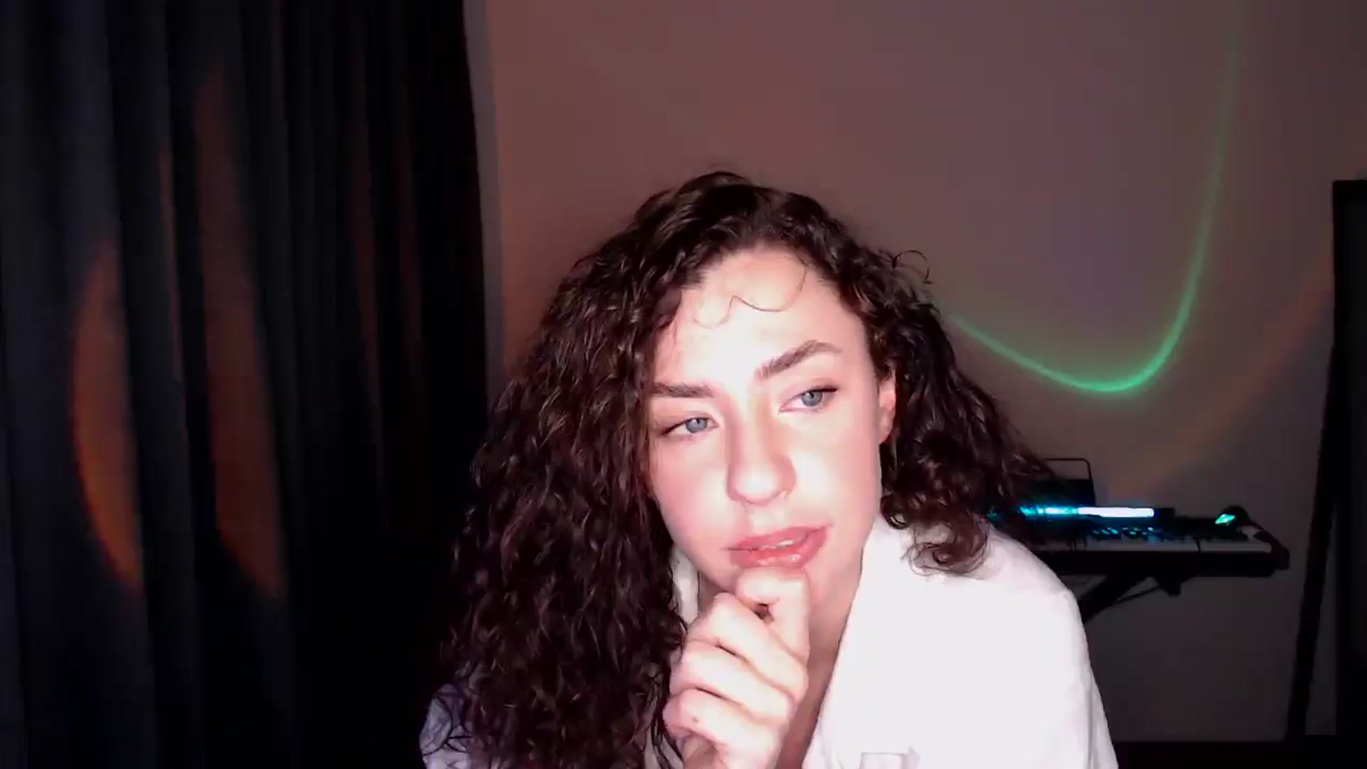 Gallery image thumbnail from BeWonderful's myfreecams stream on, 12/28/2025, 23:23 image 5 of 20