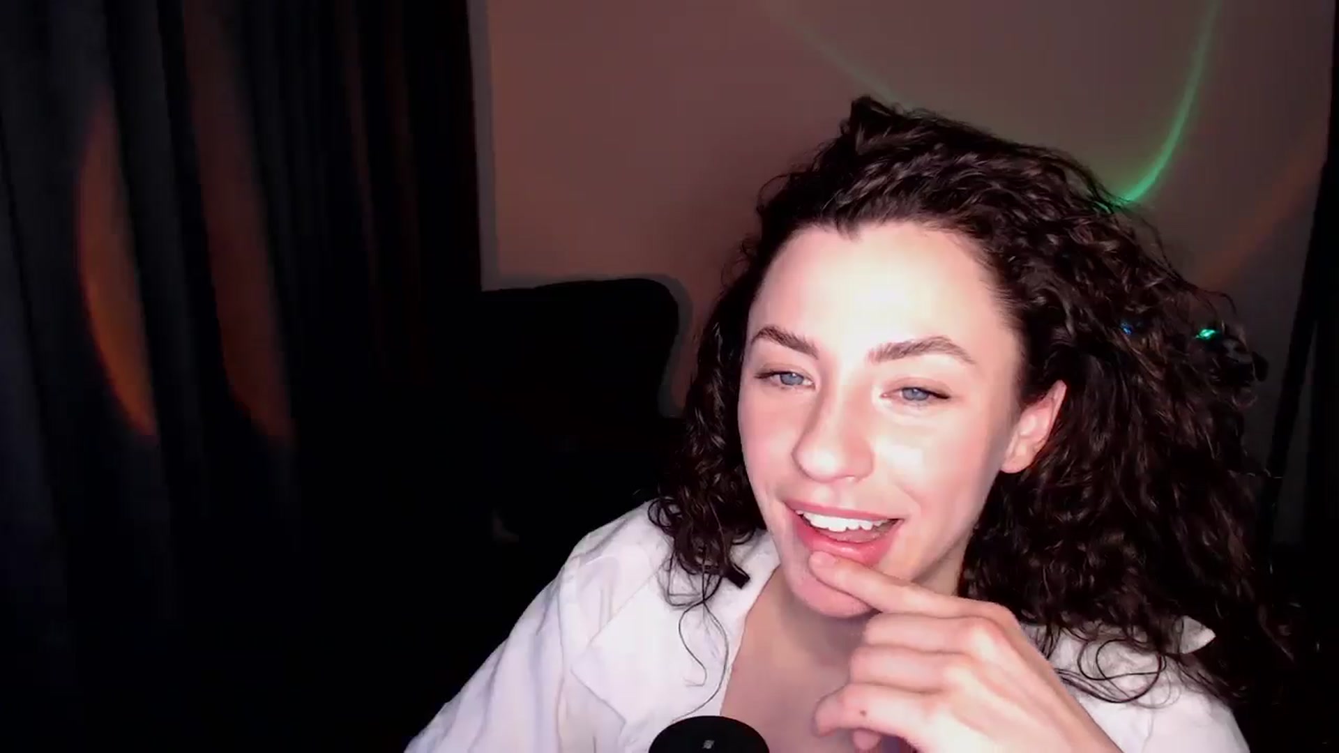 Gallery image thumbnail from BeWonderful's myfreecams stream on, 12/28/2025, 23:23 image 20 of 20
