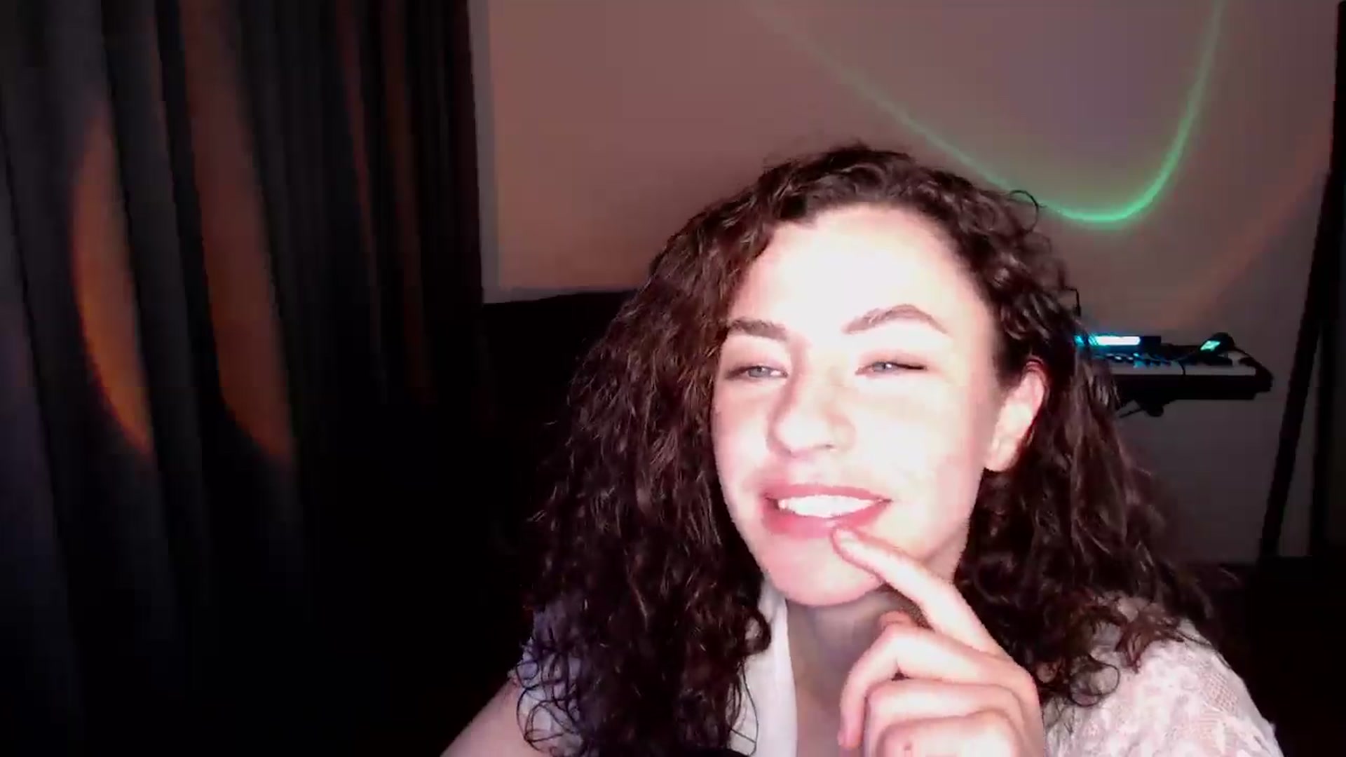 Gallery image thumbnail from BeWonderful's myfreecams stream on, 12/28/2025, 23:23 image 15 of 20