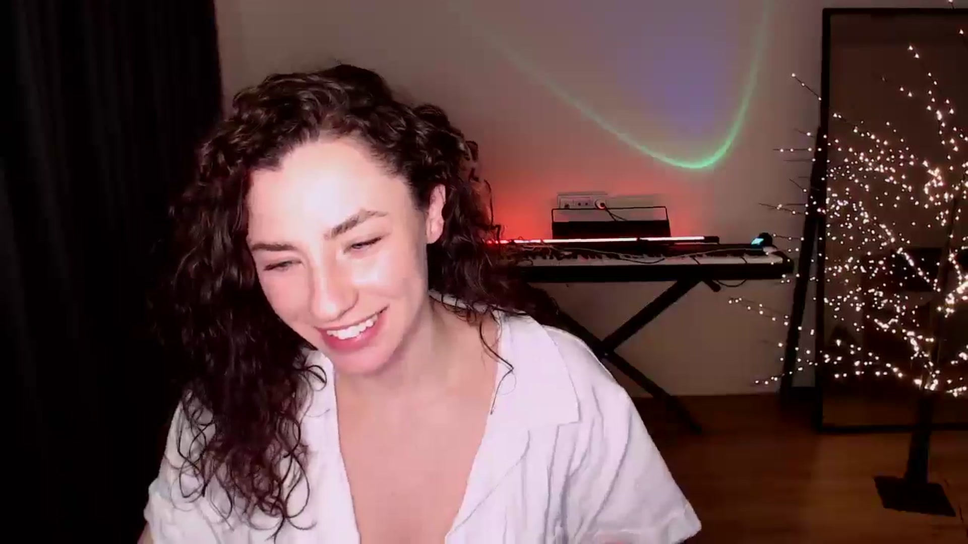 Gallery image thumbnail from BeWonderful's myfreecams stream on, 01/10/2026, 21:46 image 16 of 20