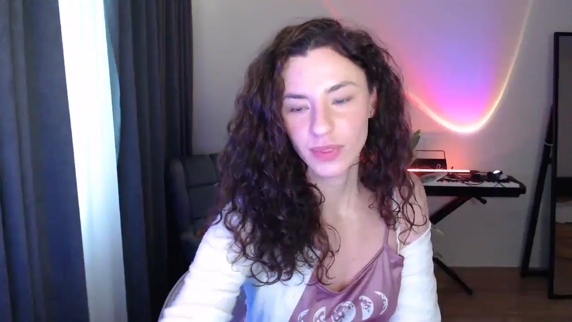 Gallery image thumbnail from BeWonderful's myfreecams stream on, 03/19/2026, 13:38 image 11 of 20