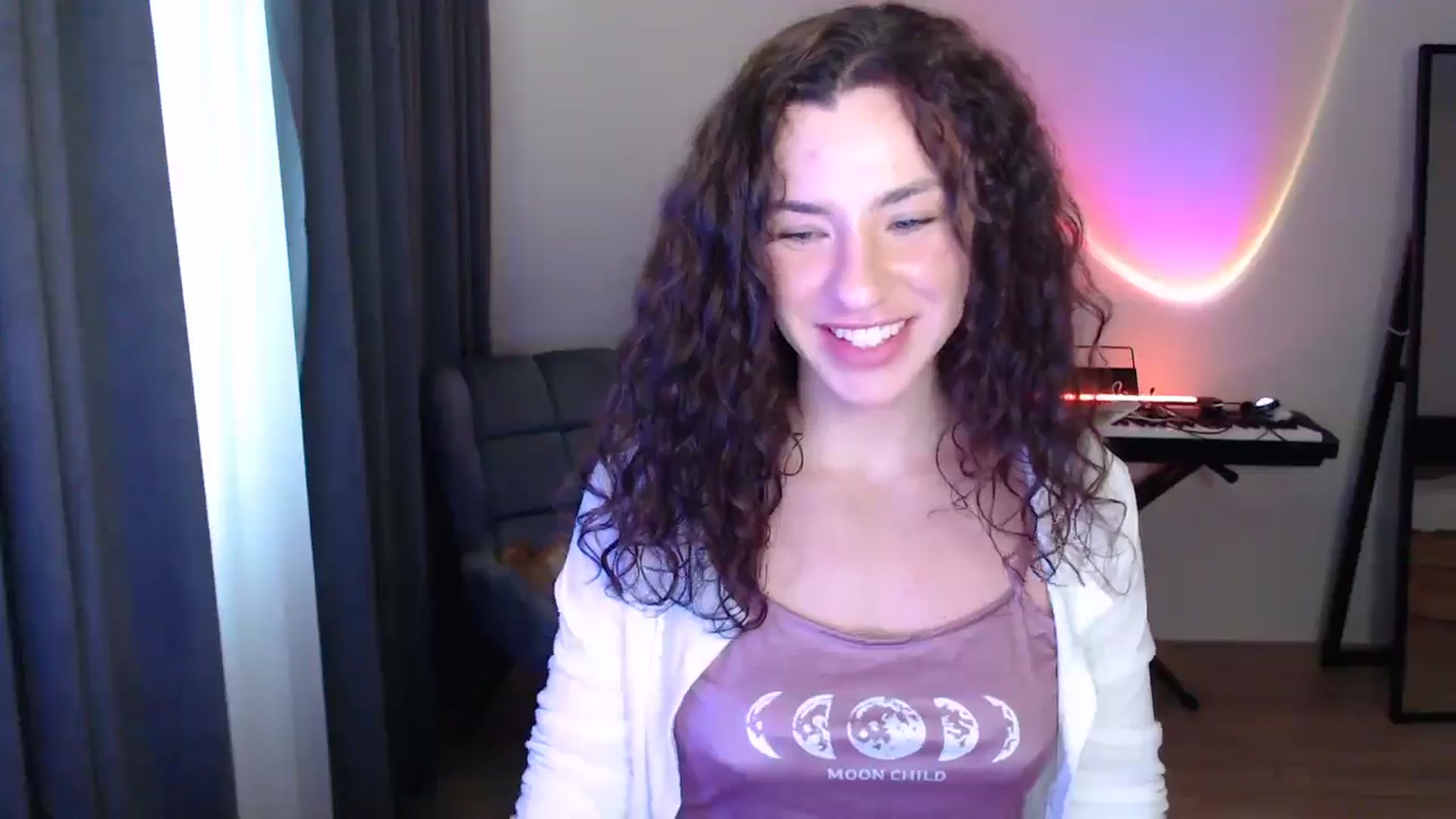 Gallery image thumbnail from BeWonderful's myfreecams stream on, 03/19/2026, 13:38 image 9 of 20