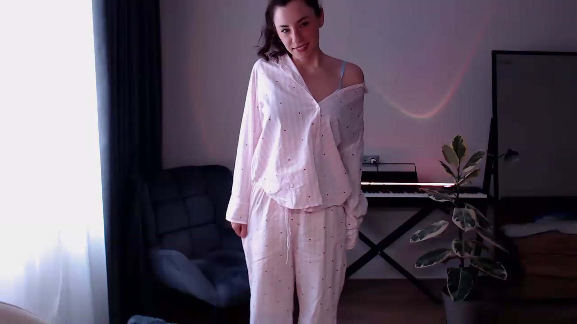Gallery image thumbnail from BeWonderful's myfreecams stream on, 04/29/2026, 09:27 image 12 of 20