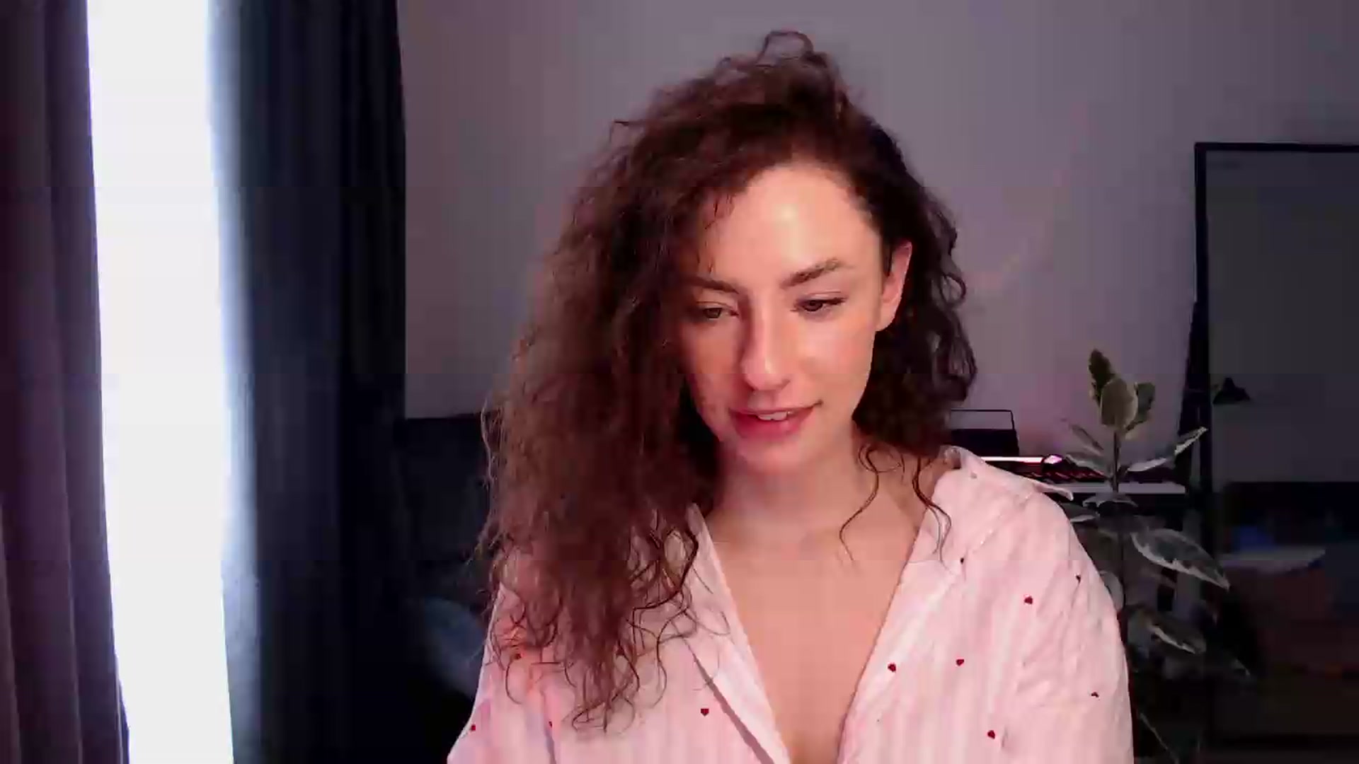 Gallery image thumbnail from BeWonderful's myfreecams stream on, 05/04/2026, 12:22 image 1 of 20