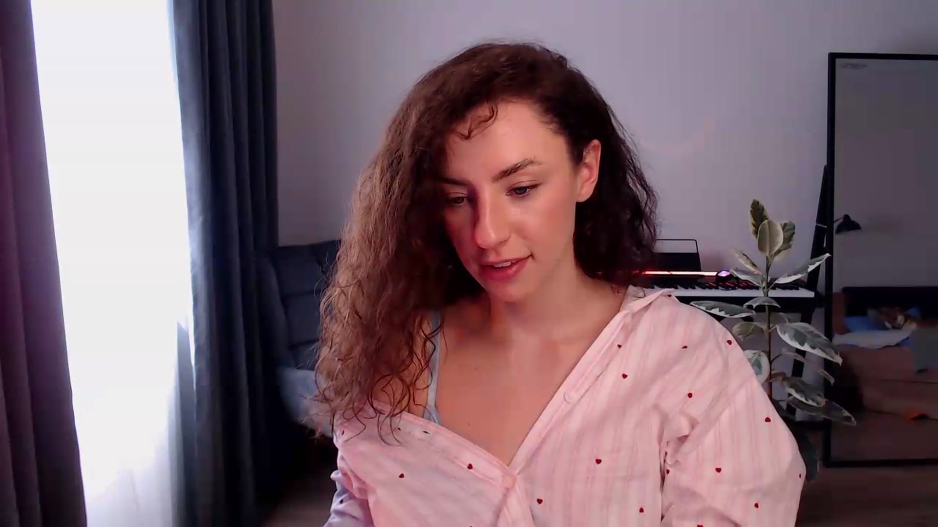 Gallery image thumbnail from BeWonderful's myfreecams stream on, 05/04/2026, 12:22 image 8 of 20