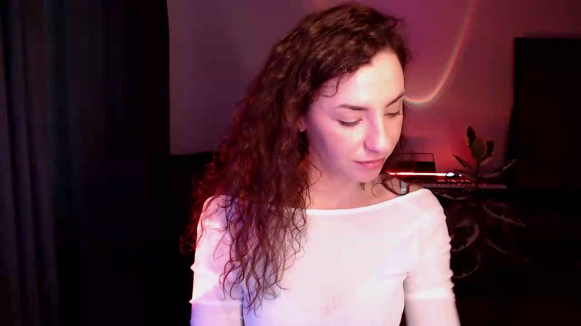 Gallery image thumbnail from BeWonderful's myfreecams stream on, 05/04/2026, 15:59 image 17 of 20