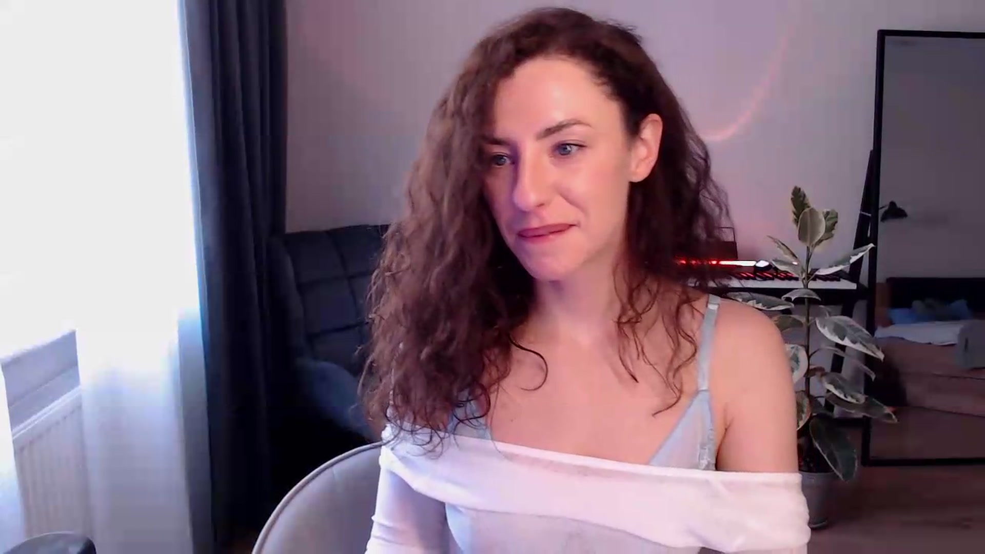 Gallery image thumbnail from BeWonderful's myfreecams stream on, 05/04/2026, 15:59 image 6 of 20