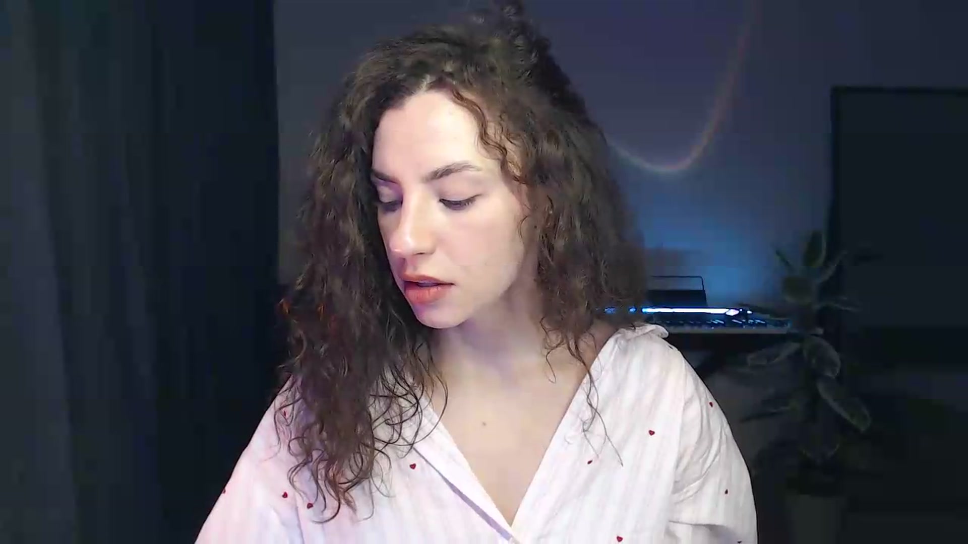 Gallery image thumbnail from BeWonderful's myfreecams stream on, 05/06/2026, 19:02 image 10 of 20
