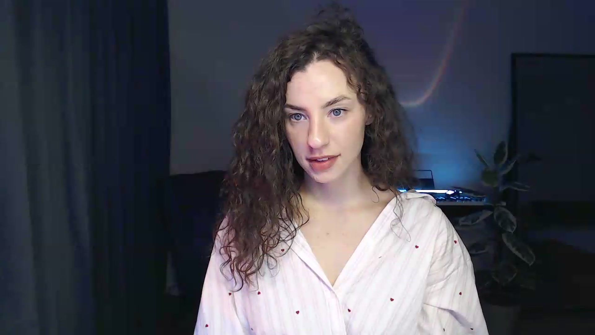 Gallery image thumbnail from BeWonderful's myfreecams stream on, 05/06/2026, 19:02 image 9 of 20