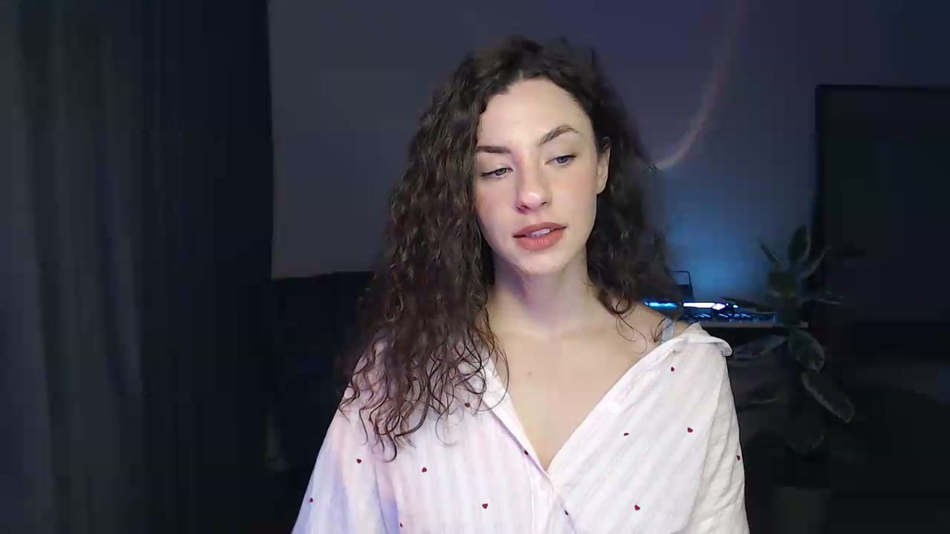 Gallery image thumbnail from BeWonderful's myfreecams stream on, 05/06/2026, 19:02 image 15 of 20
