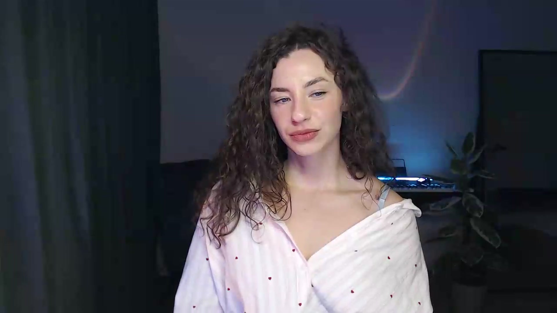 Gallery image thumbnail from BeWonderful's myfreecams stream on, 05/06/2026, 19:02 image 12 of 20