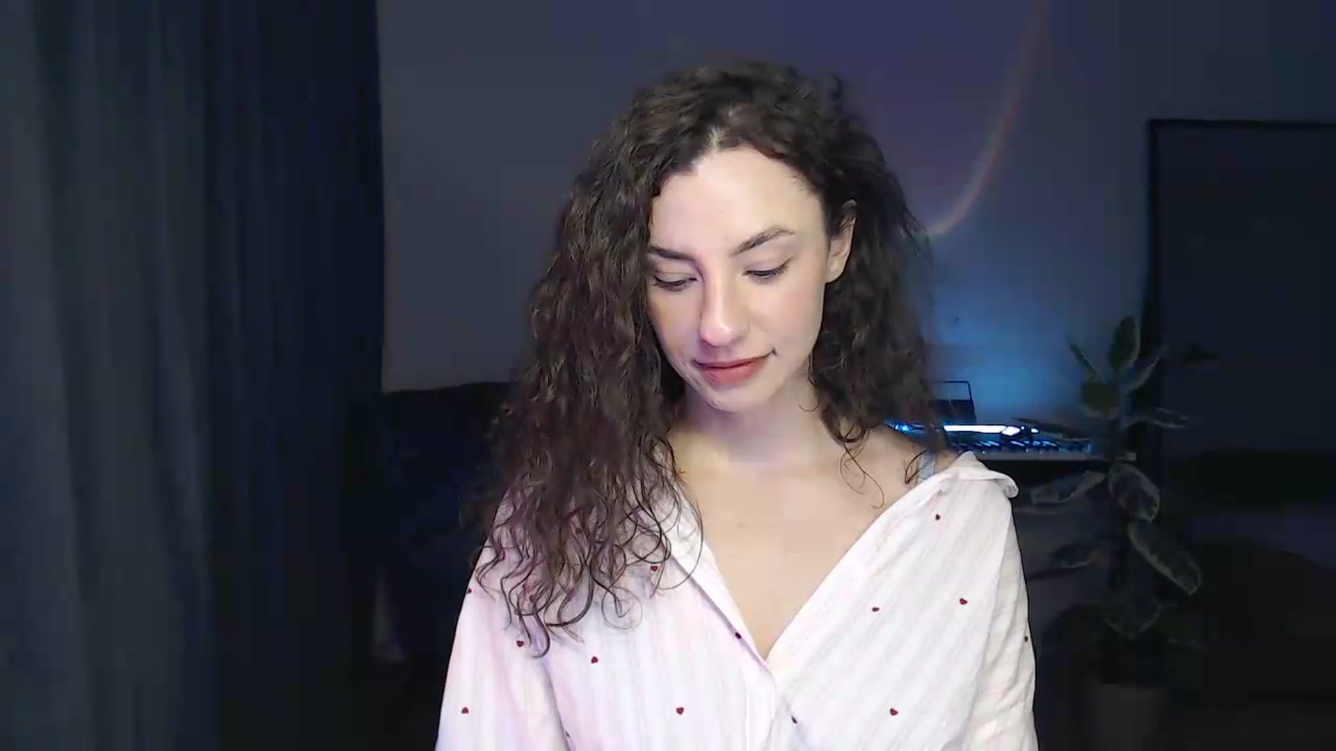 Gallery image thumbnail from BeWonderful's myfreecams stream on, 05/06/2026, 19:02 image 16 of 20