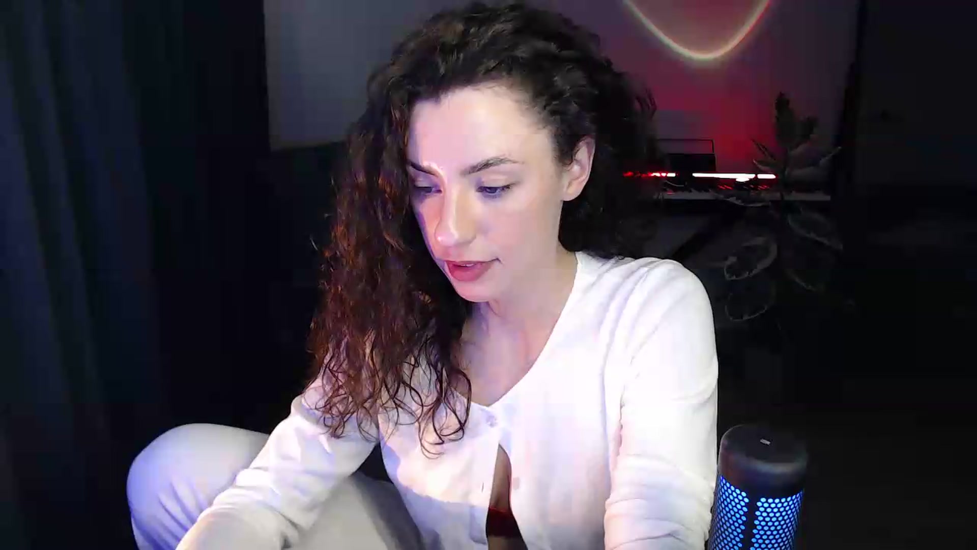 Gallery image thumbnail from BeWonderful's myfreecams stream on, 05/08/2026, 19:47 image 2 of 20