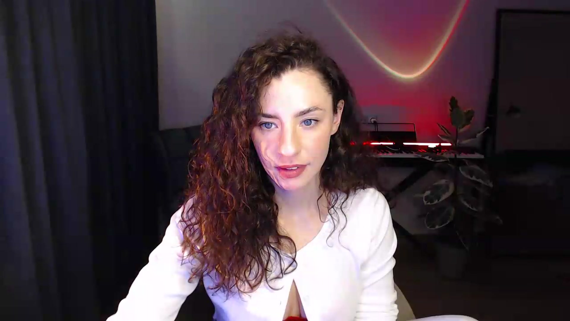 Gallery image thumbnail from BeWonderful's myfreecams stream on, 05/08/2026, 19:47 image 11 of 20