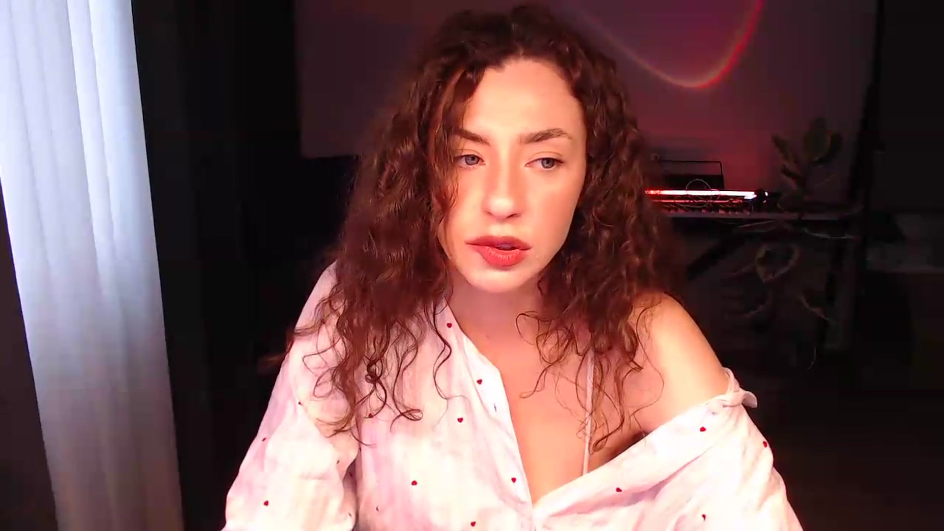 Gallery image thumbnail from BeWonderful's myfreecams stream on, 05/22/2026, 15:21 image 3 of 20