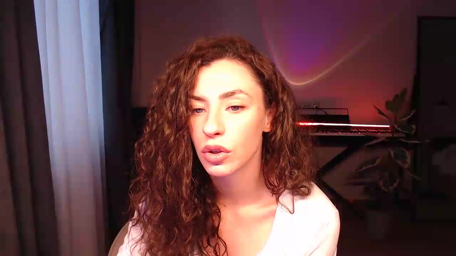 Gallery image thumbnail from BeWonderful's myfreecams stream on, 05/27/2026, 15:27 image 10 of 20