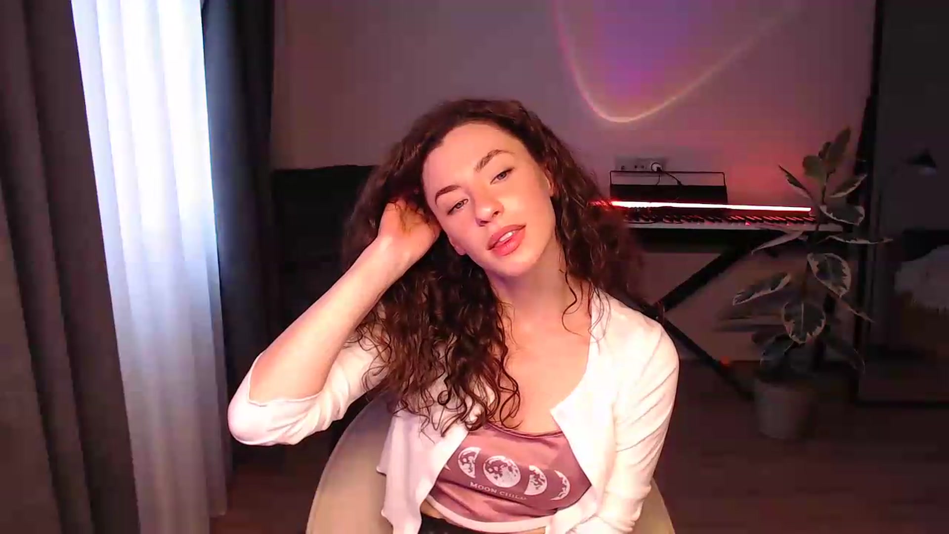 Gallery image thumbnail from BeWonderful's myfreecams stream on, 05/27/2026, 15:27 image 19 of 20