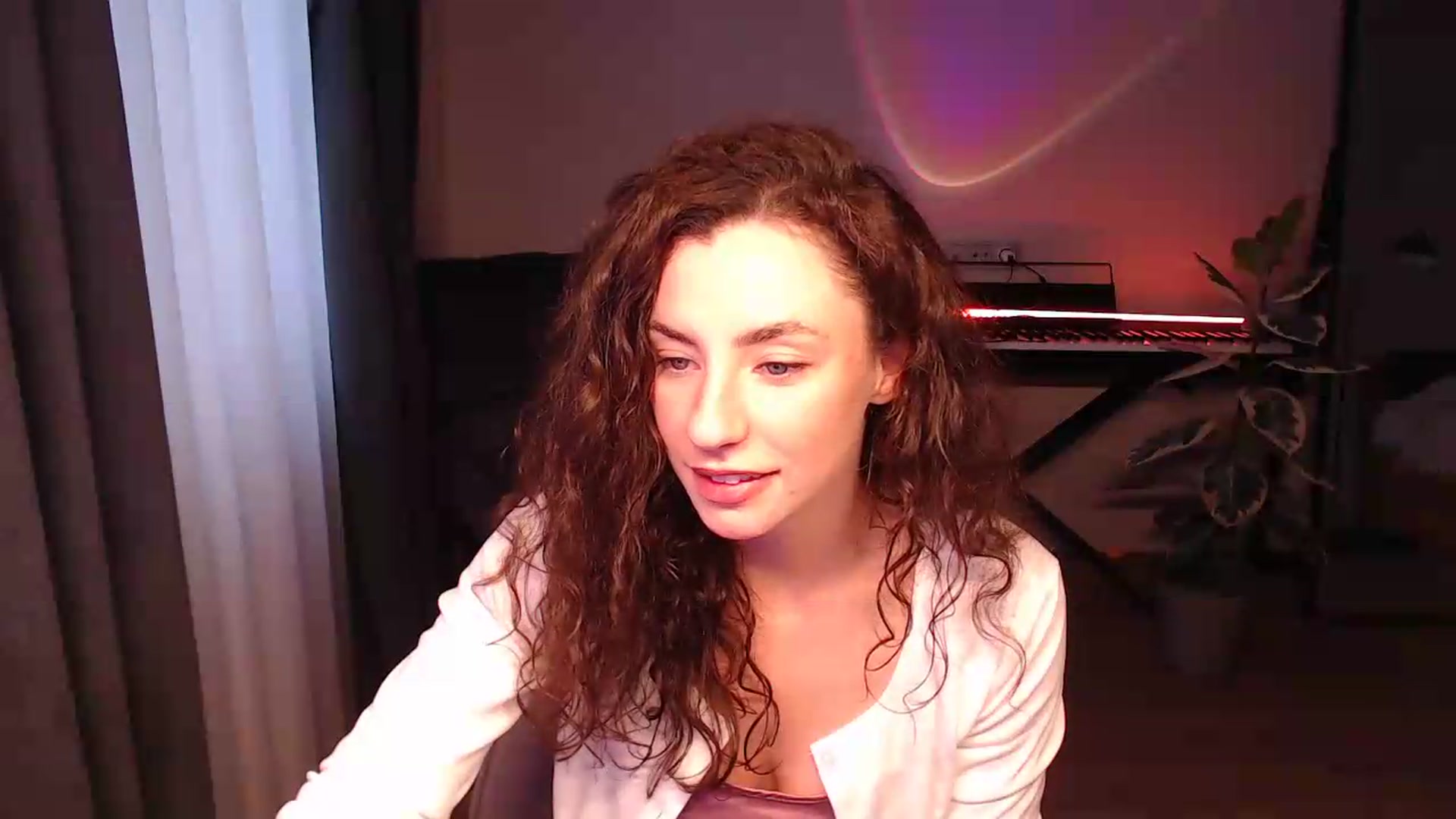 Gallery image thumbnail from BeWonderful's myfreecams stream on, 05/27/2026, 15:27 image 14 of 20