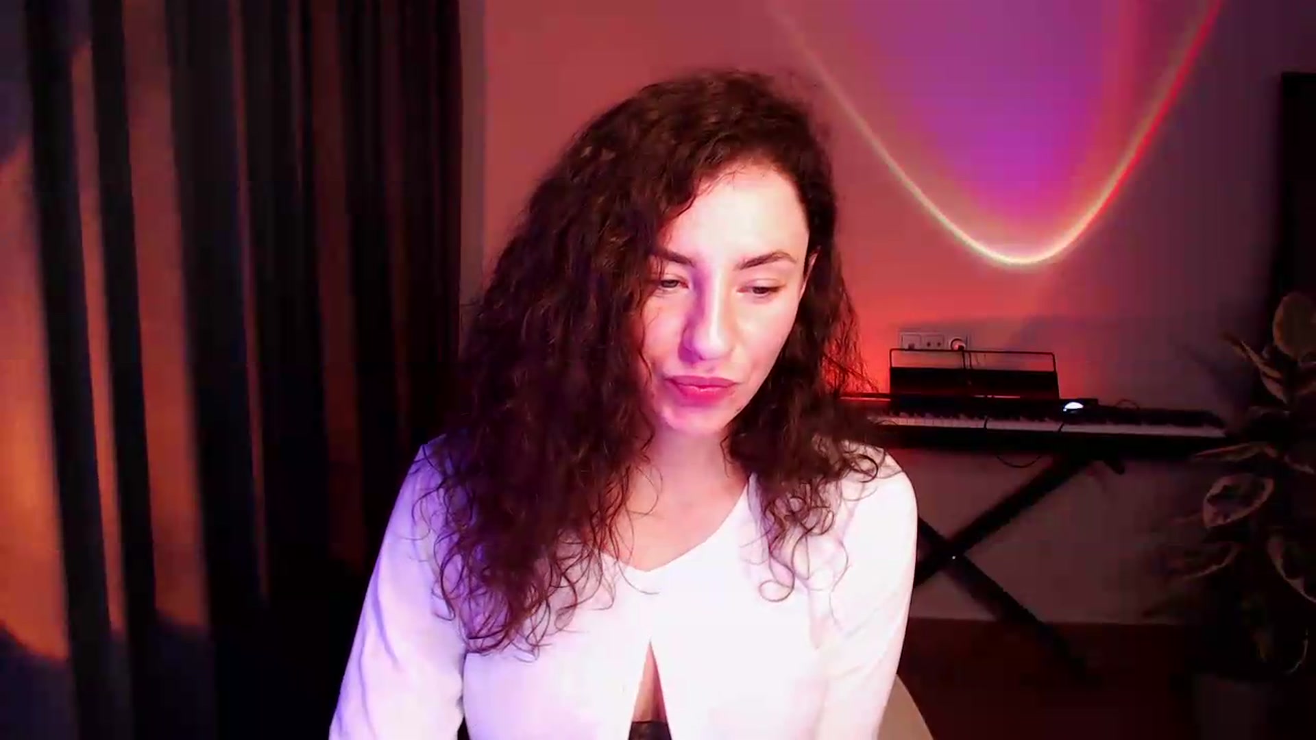 Gallery image thumbnail from BeWonderful's myfreecams stream on, 06/23/2026, 19:40 image 9 of 20