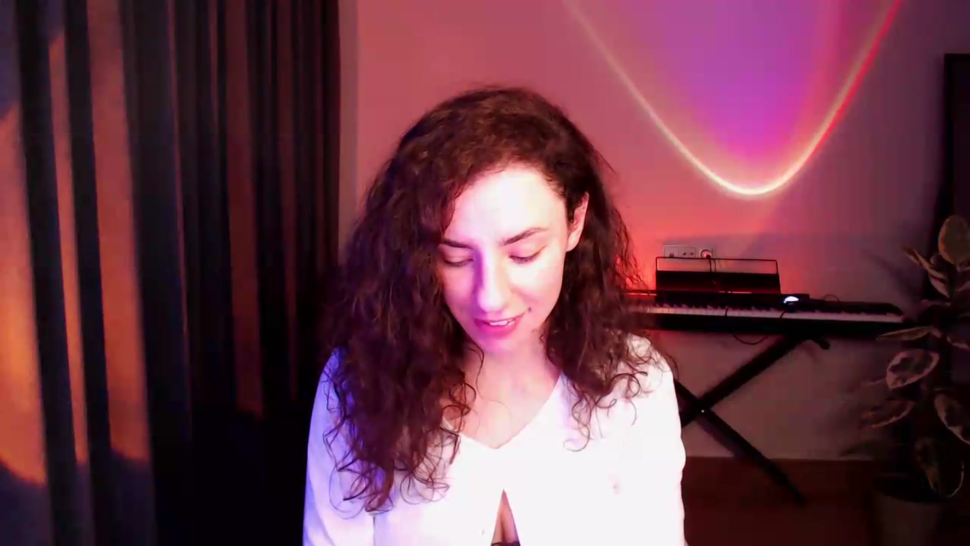 Gallery image thumbnail from BeWonderful's myfreecams stream on, 06/23/2026, 19:40 image 15 of 20