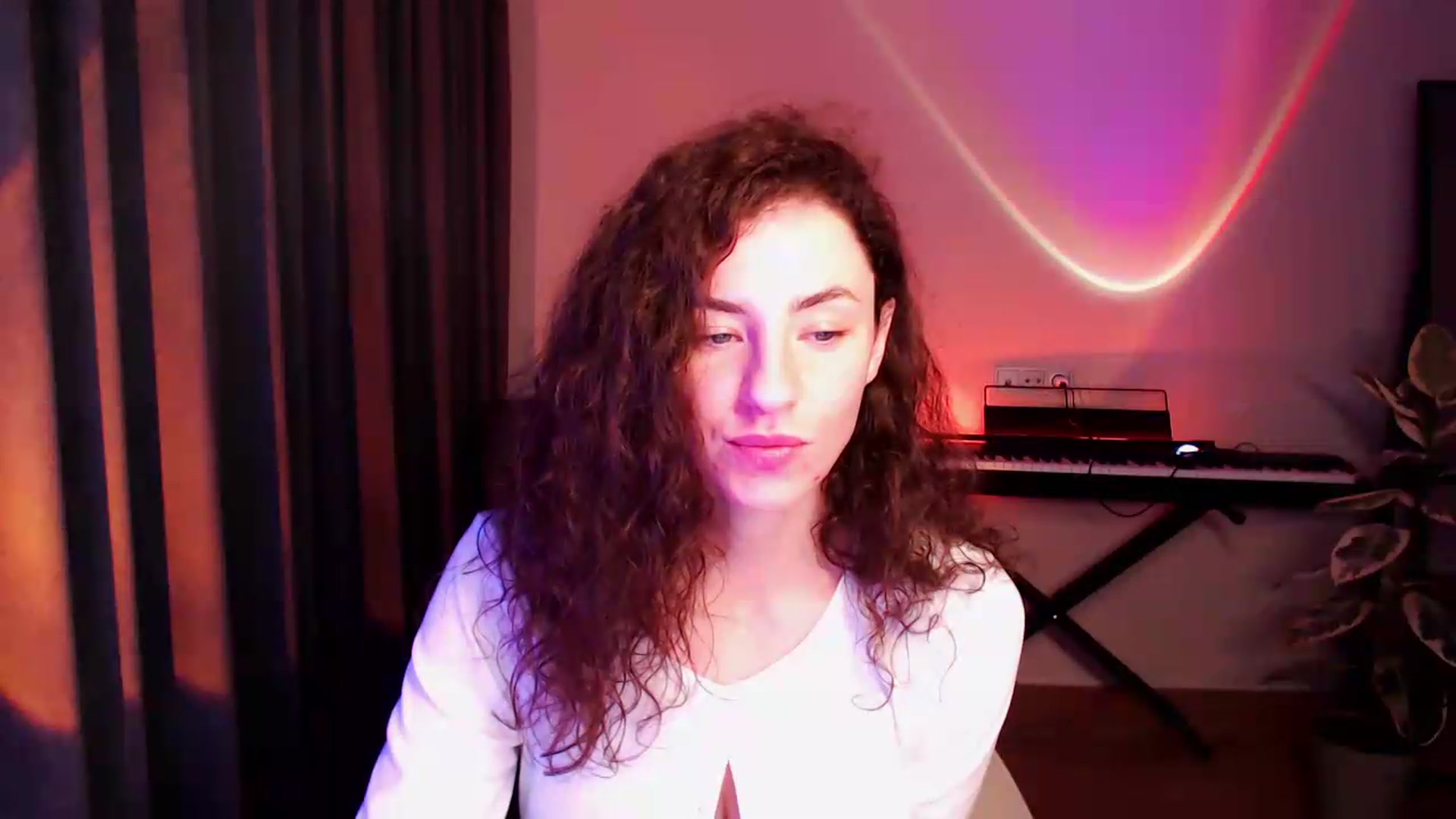 Gallery image thumbnail from BeWonderful's myfreecams stream on, 06/23/2026, 19:40 image 10 of 20