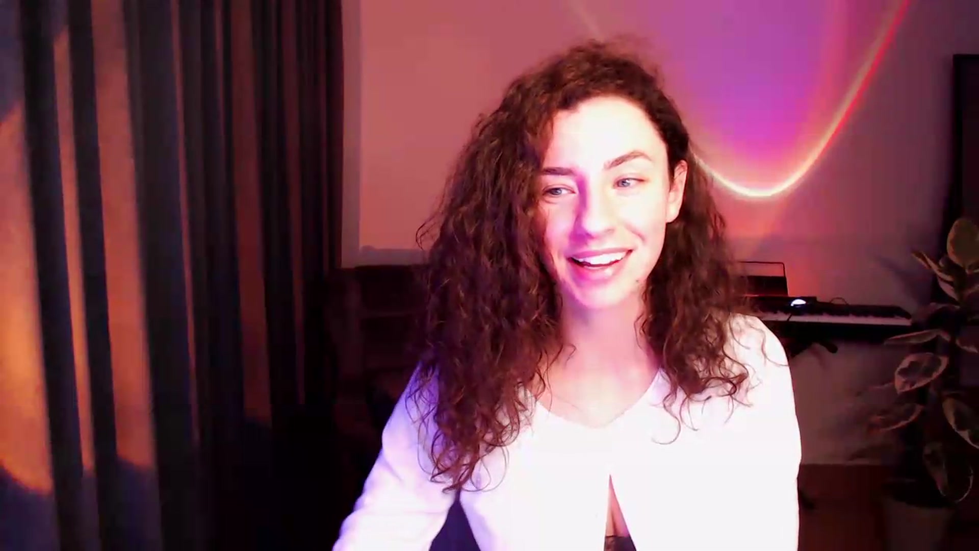 Gallery image thumbnail from BeWonderful's myfreecams stream on, 06/23/2026, 19:40 image 17 of 20