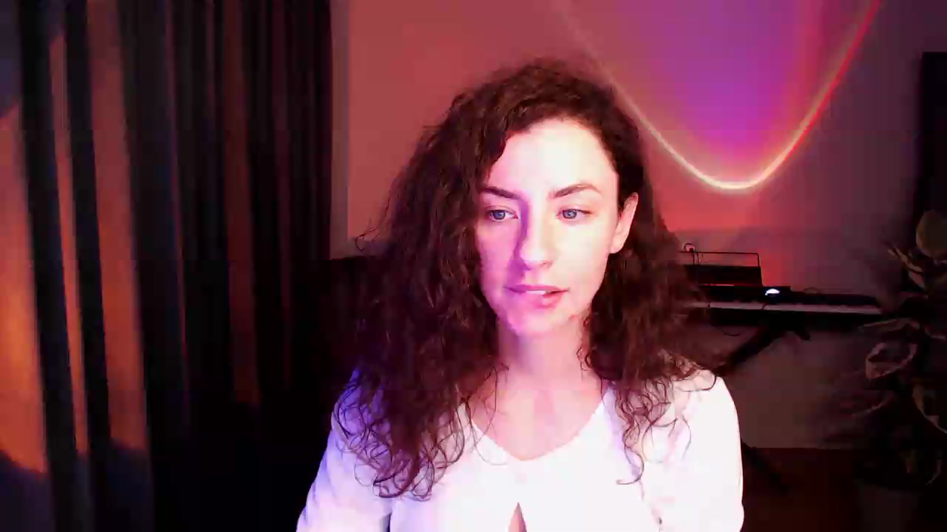 Gallery image thumbnail from BeWonderful's myfreecams stream on, 06/23/2026, 19:40 image 1 of 20