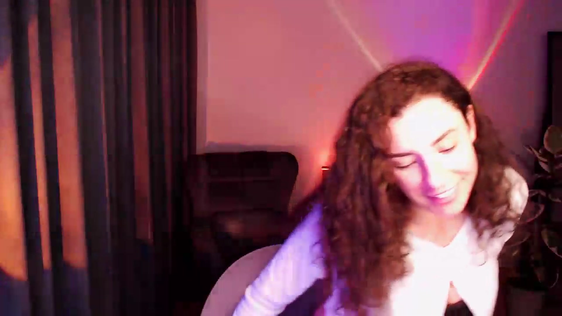 Gallery image thumbnail from BeWonderful's myfreecams stream on, 06/23/2026, 19:40 image 19 of 20