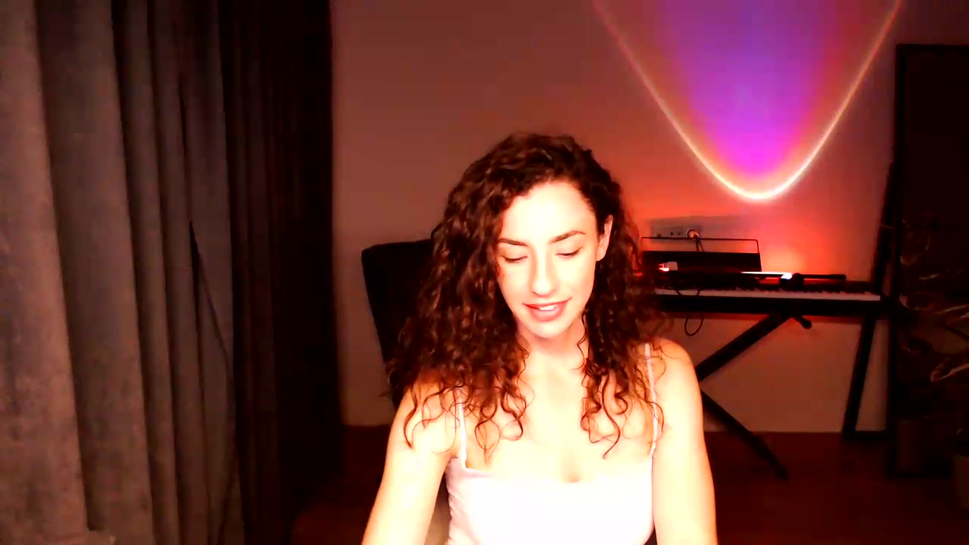 Gallery image thumbnail from BeWonderful's myfreecams stream on, 08/11/2026, 21:20 image 17 of 20
